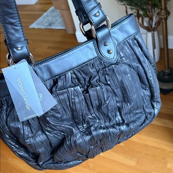 NWT Donald J Pliner handbag, black pleated leather. Black. Retail price : $395 - Picture 11 of 14